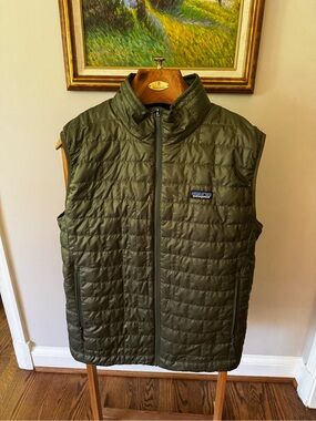 Patagonia Men's Nano Puff Vest in Basin Green